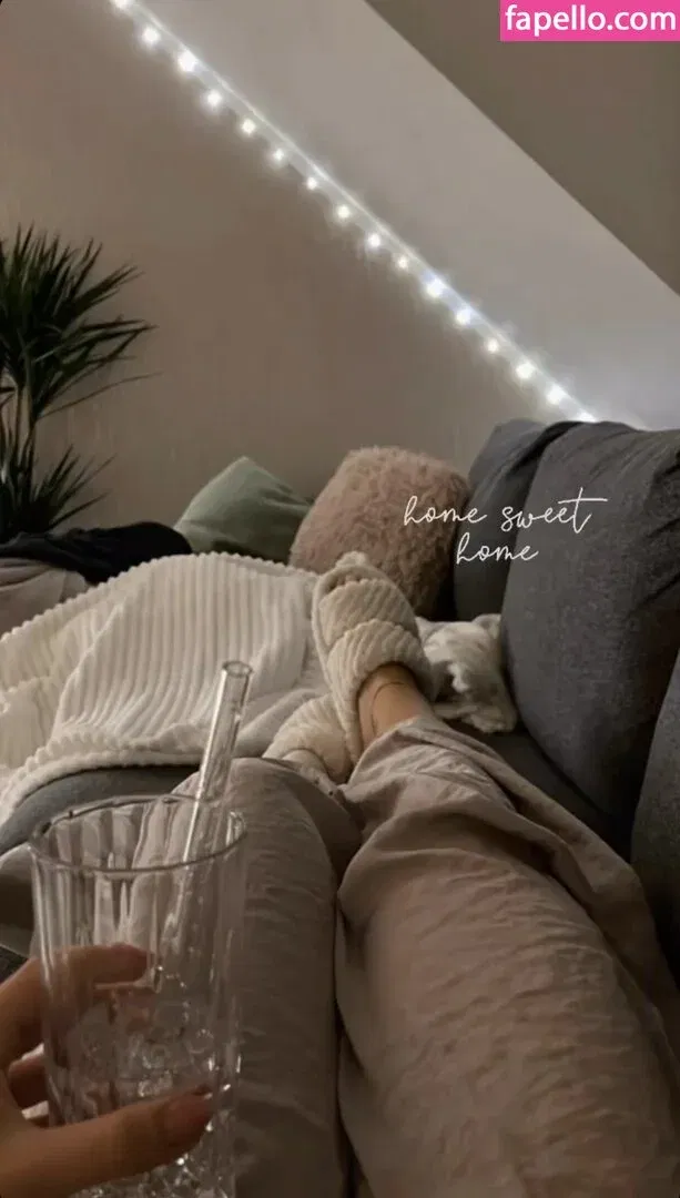 Hannah C Onlyfans Photo Gallery 