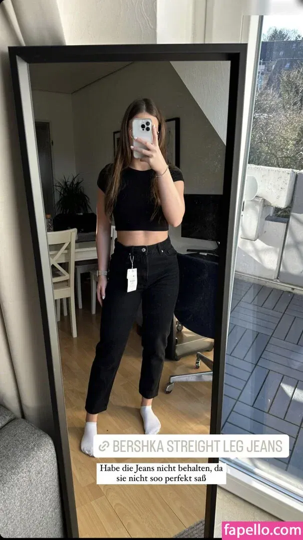 Hannah C Onlyfans Photo Gallery 