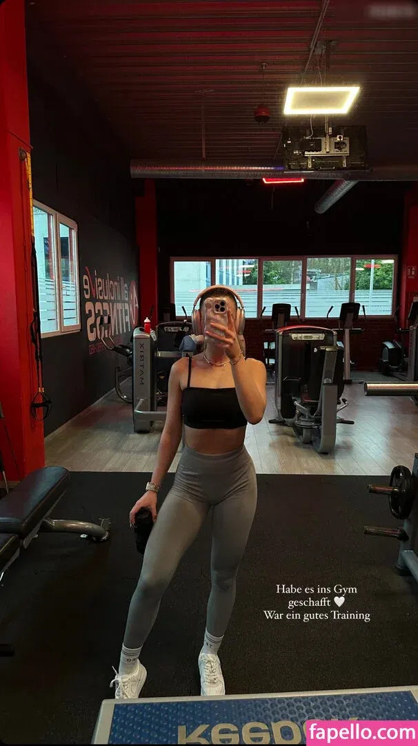 Hannah C Onlyfans Photo Gallery 