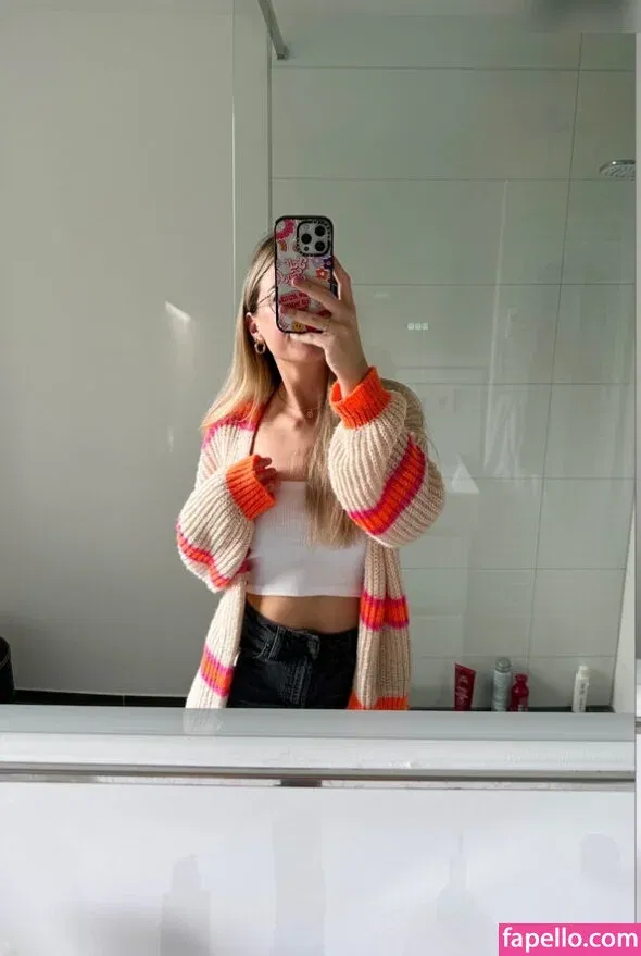 Hannah C Onlyfans Photo Gallery 