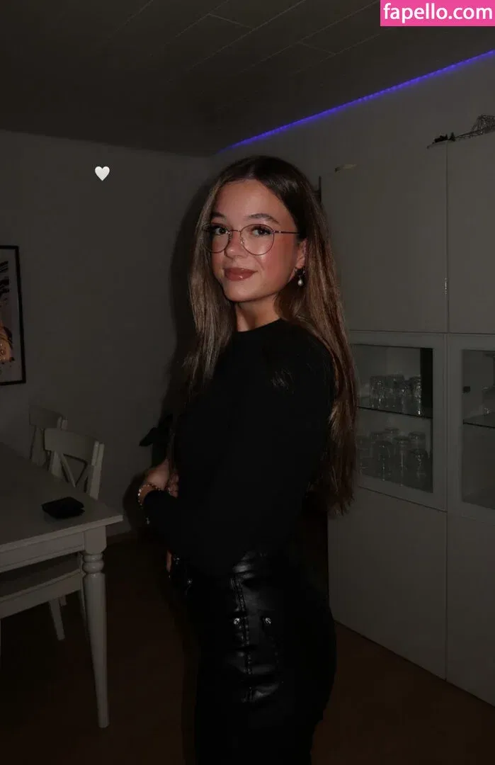 Hannah C Onlyfans Photo Gallery 