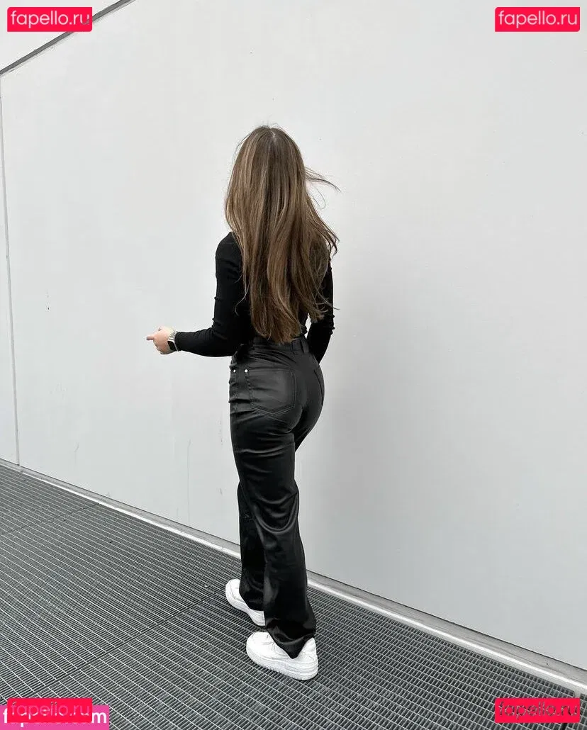 Hannah C Onlyfans Photo Gallery 