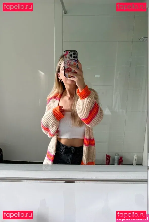 Hannah C Onlyfans Photo Gallery 