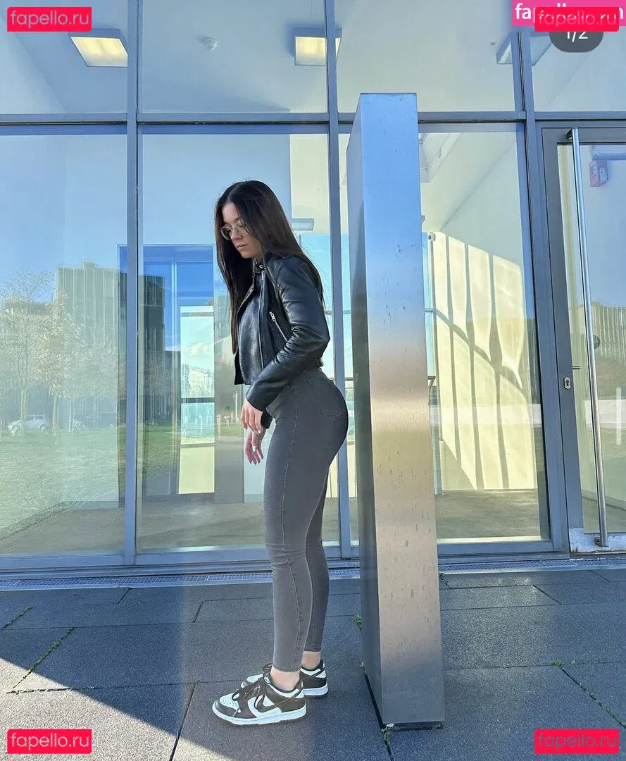 Hannah C Onlyfans Photo Gallery 