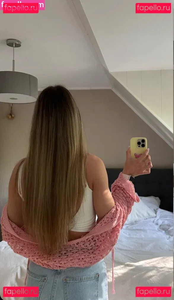 Hannah C Onlyfans Photo Gallery 
