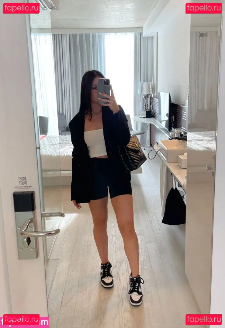 Hannah C Onlyfans Photo Gallery 