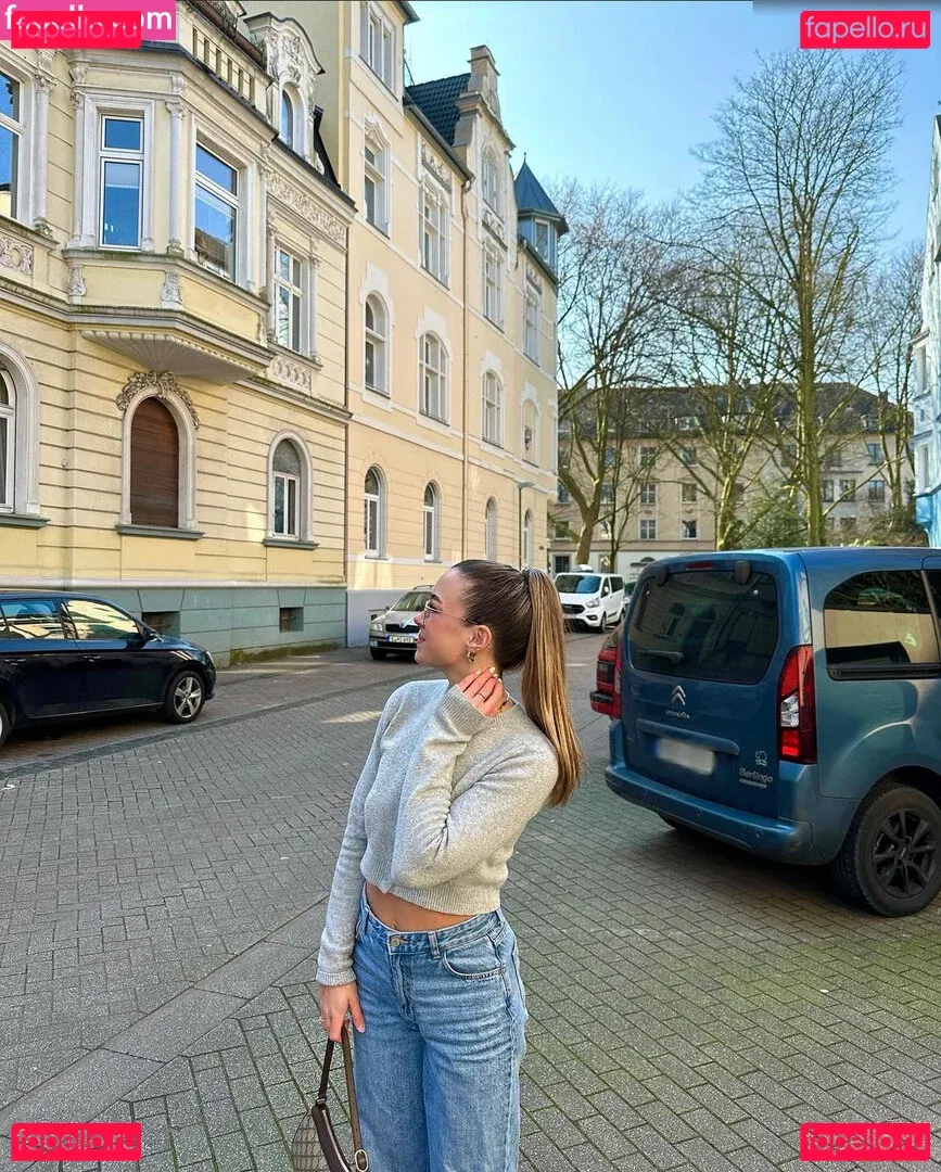 Hannah C Onlyfans Photo Gallery 