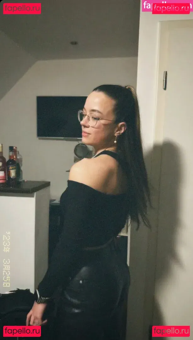 Hannah C Onlyfans Photo Gallery 