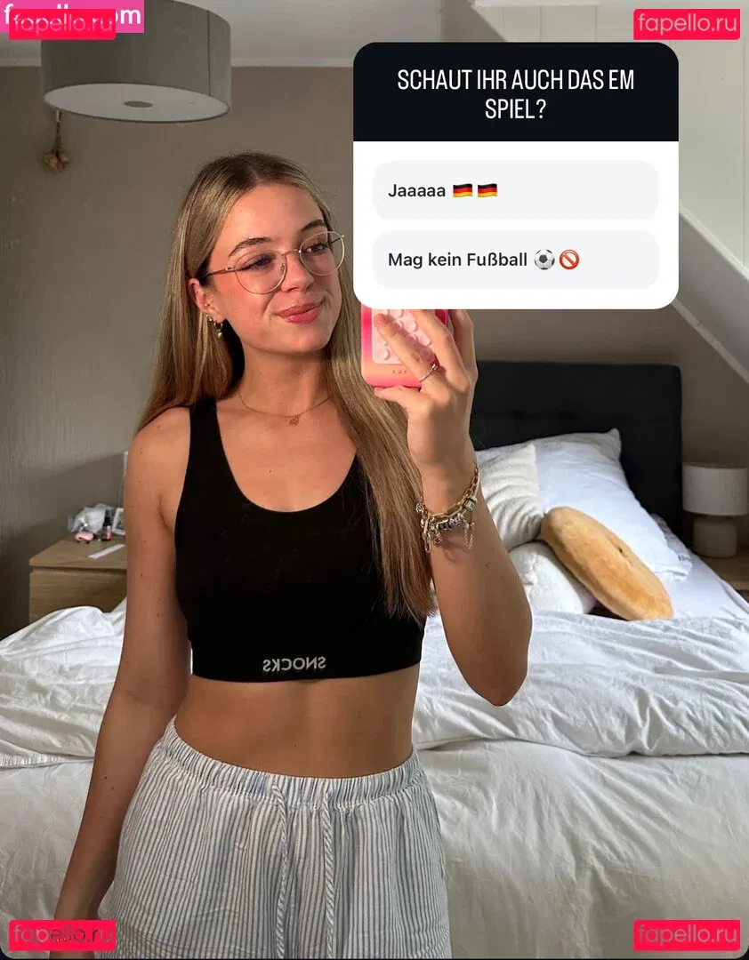 Hannah C Onlyfans Photo Gallery 