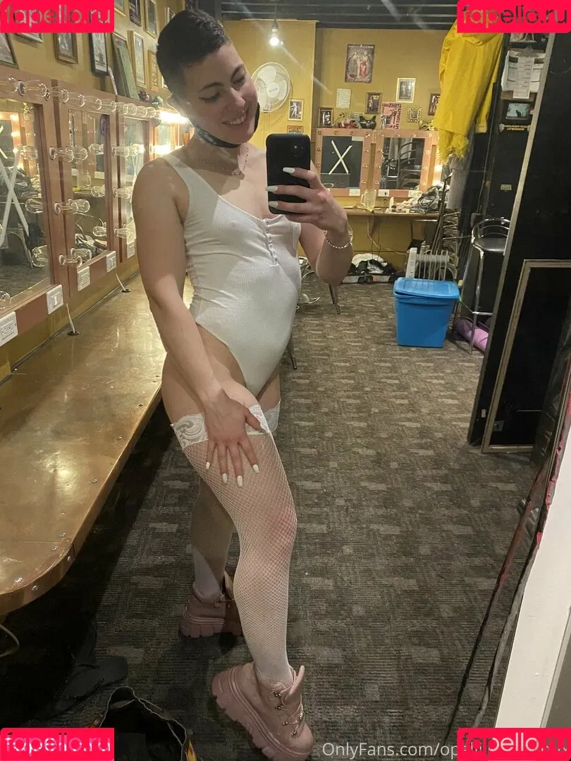 opal.lilly.onyx Onlyfans Photo Gallery 