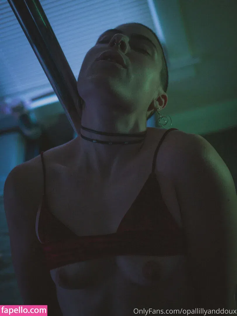 opal.lilly.onyx Onlyfans Photo Gallery 