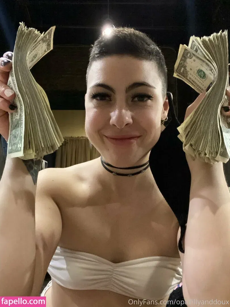 opal.lilly.onyx Onlyfans Photo Gallery 