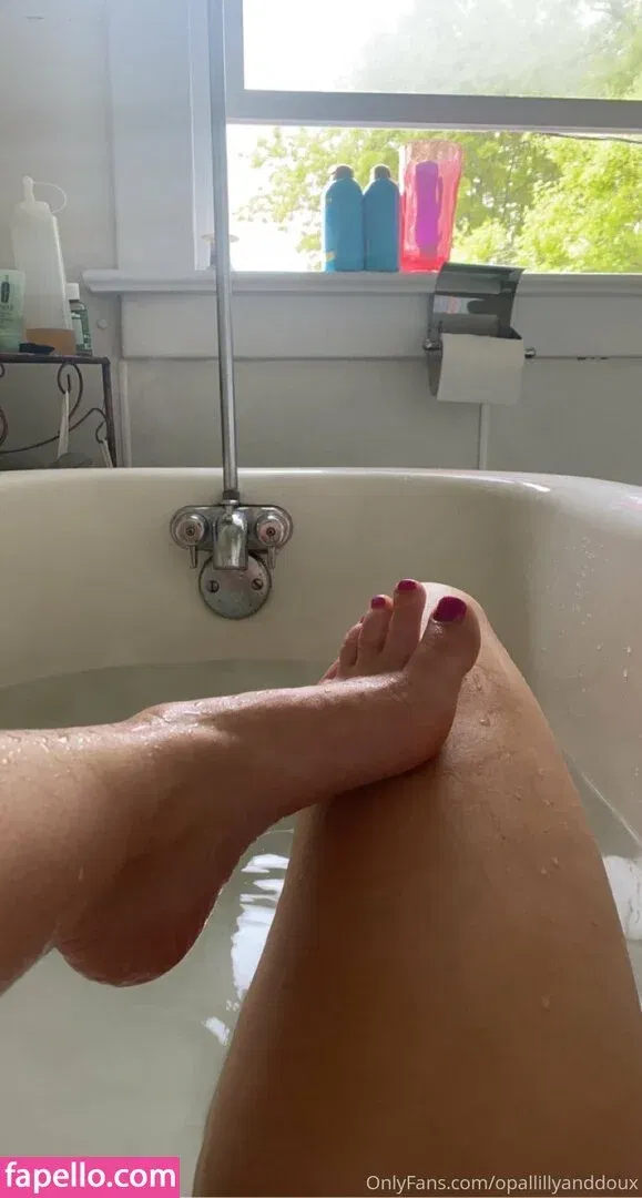 opal.lilly.onyx Onlyfans Photo Gallery 