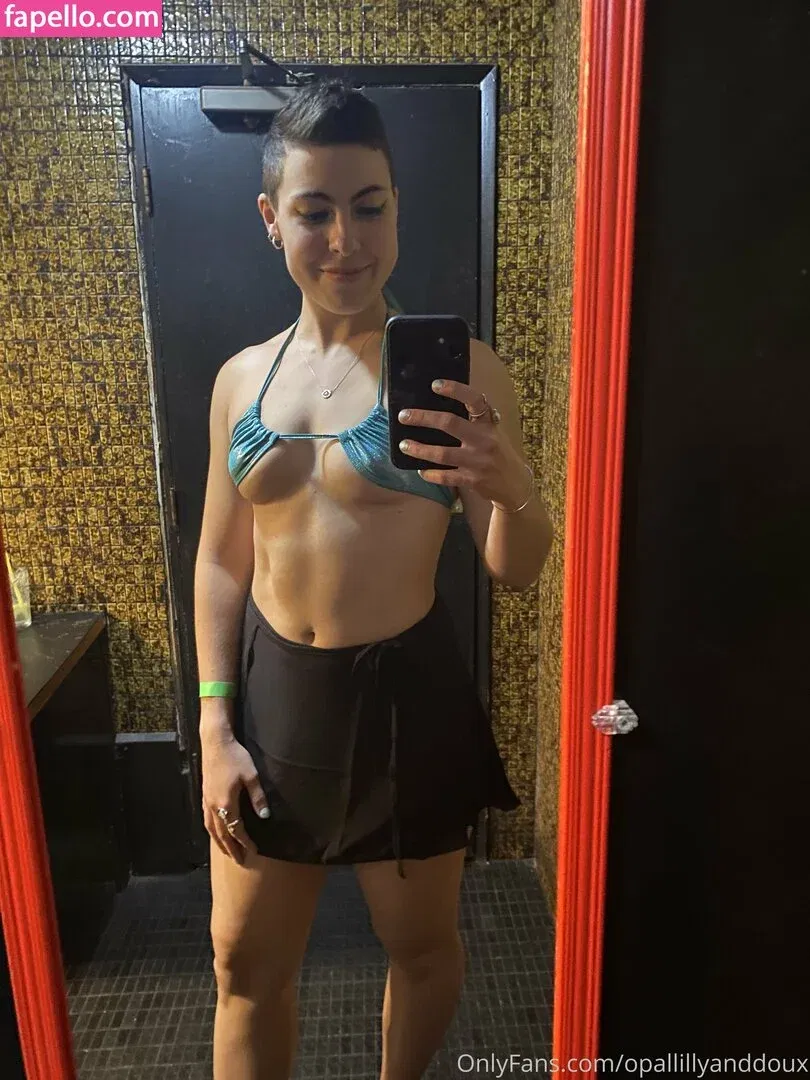 opal.lilly.onyx Onlyfans Photo Gallery 