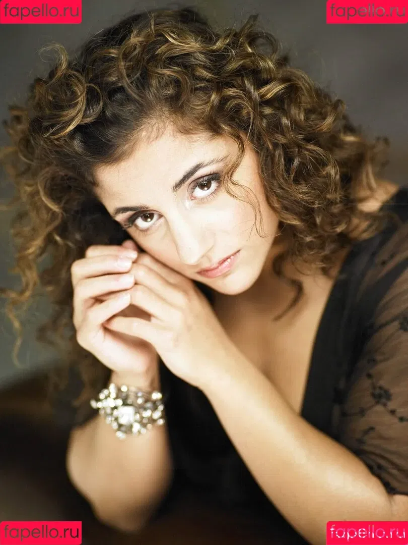 Susi Kentikian Onlyfans Photo Gallery 
