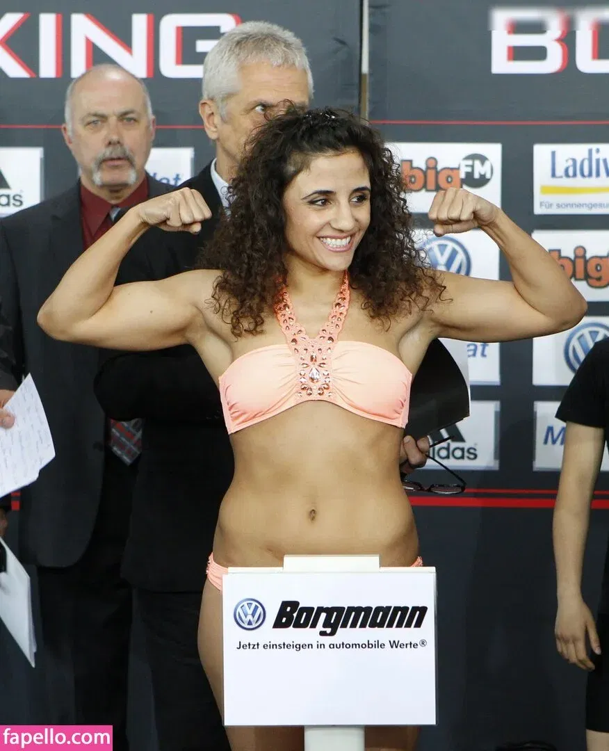 Susi Kentikian Onlyfans Photo Gallery 