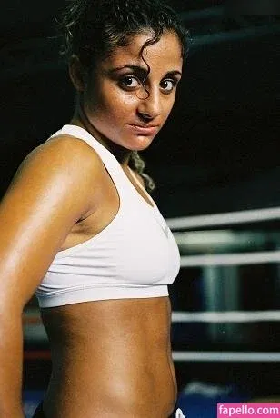 Susi Kentikian Onlyfans Photo Gallery 