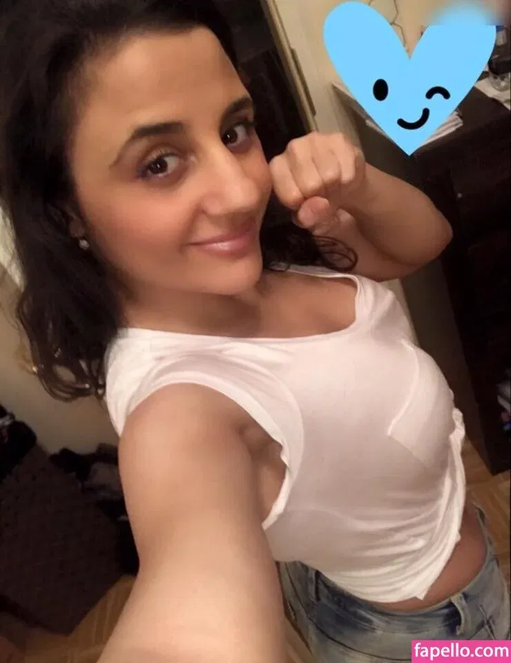 Susi Kentikian Onlyfans Photo Gallery 