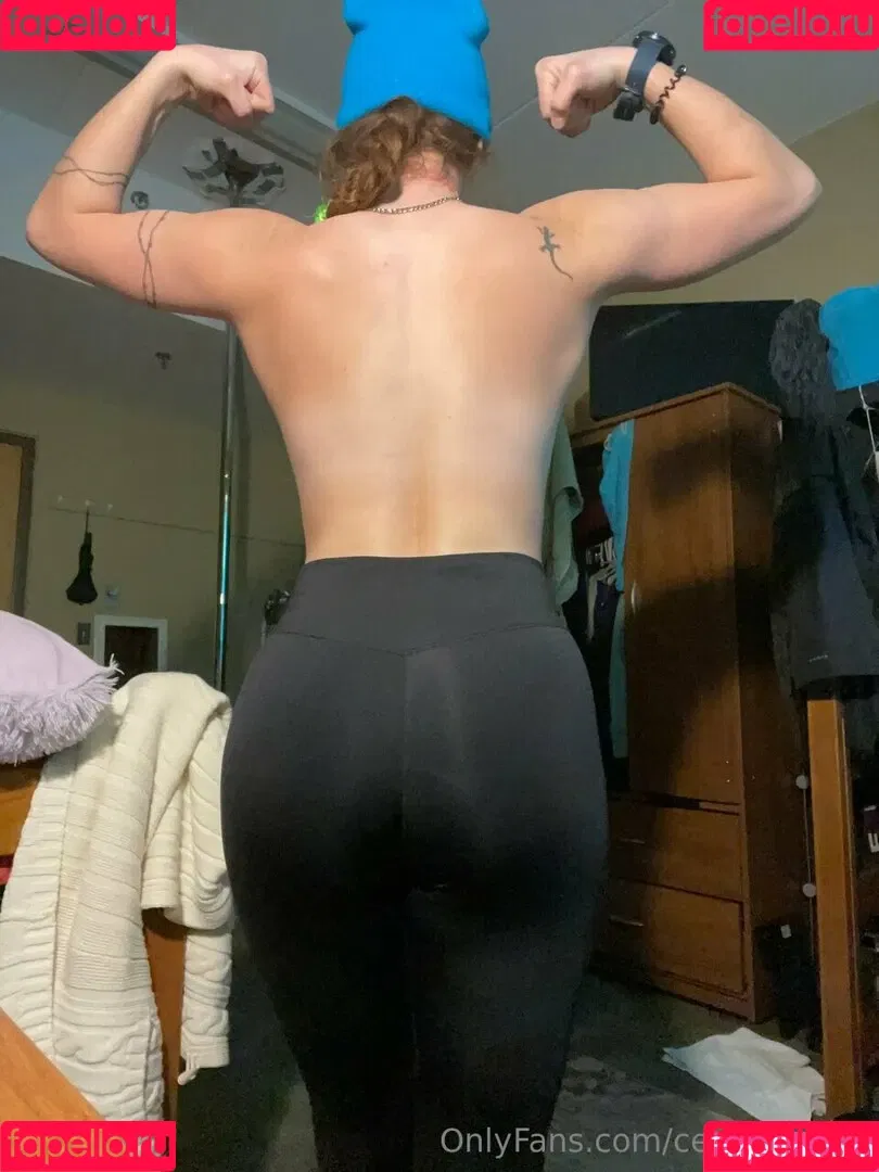 Canttouchthiscat Onlyfans Photo Gallery 