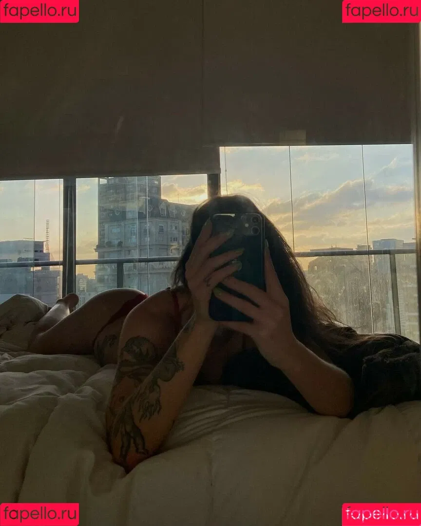 Manu Guglielmi Onlyfans Photo Gallery 
