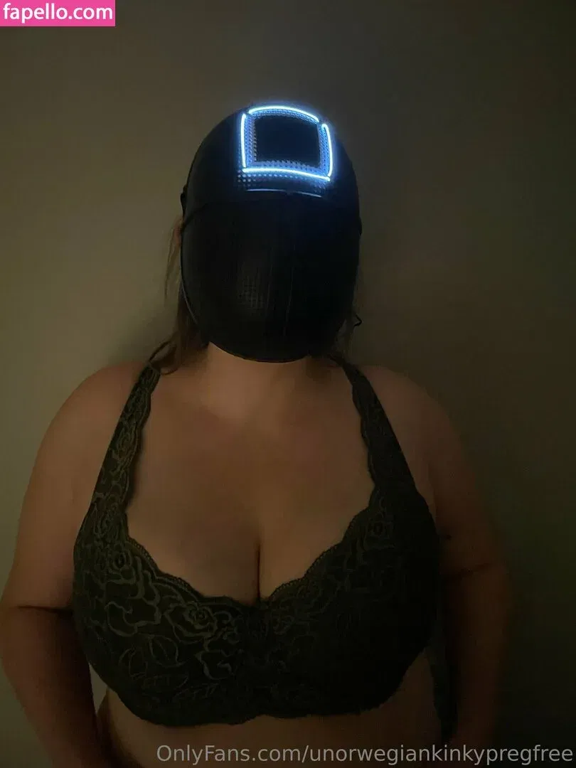 unorwegiankinkypregfree Onlyfans Photo Gallery 
