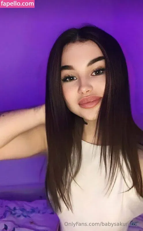 babysakuratop Onlyfans Photo Gallery 