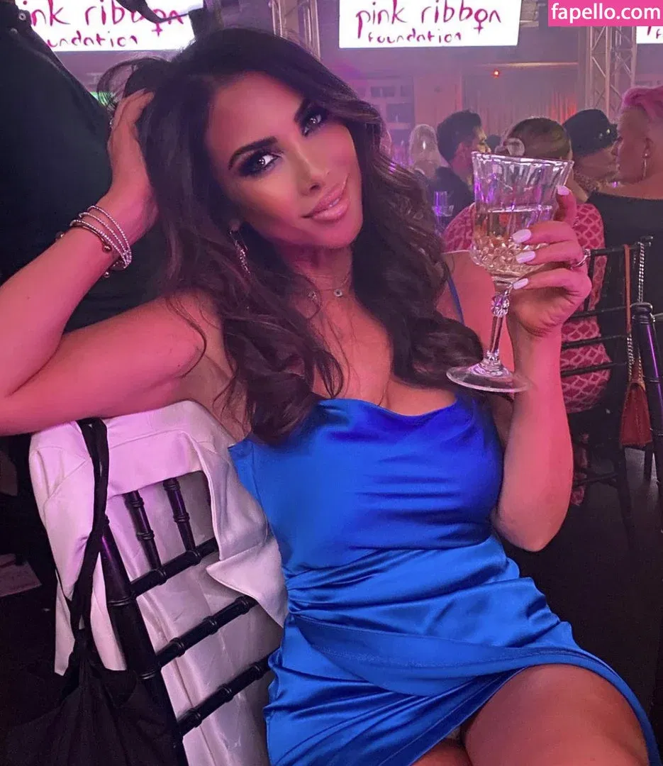 Francine Lewis Onlyfans Photo Gallery 