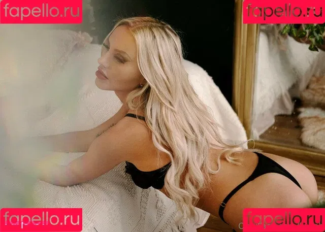 Kalieh Onlyfans Photo Gallery 