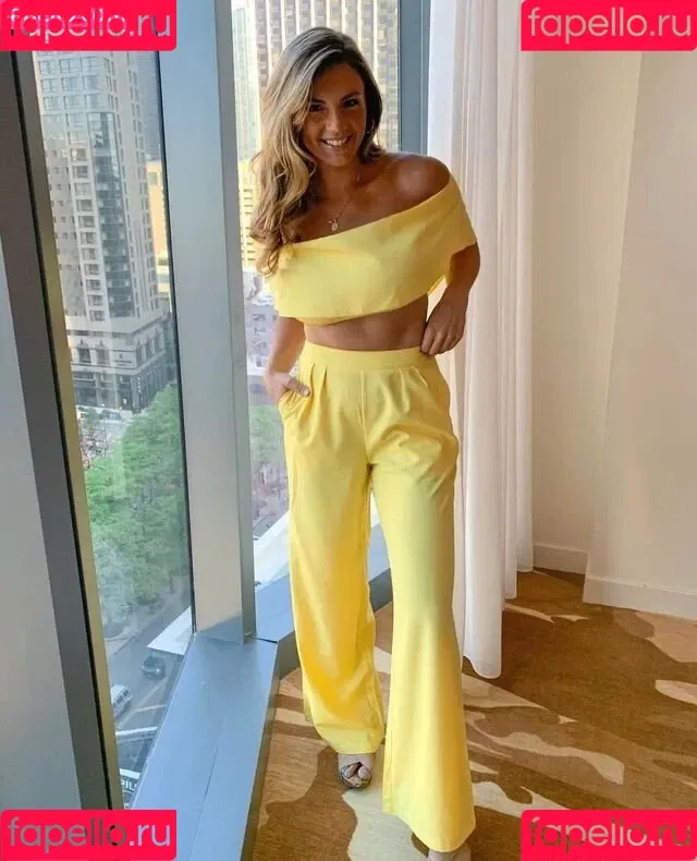 Annie Agar Onlyfans Photo Gallery 