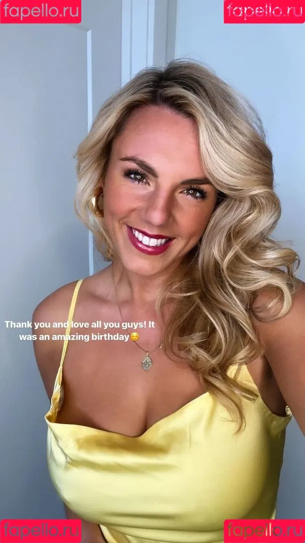Annie Agar Onlyfans Photo Gallery 