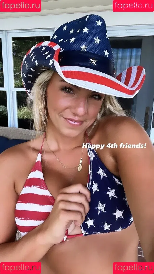Annie Agar Onlyfans Photo Gallery 