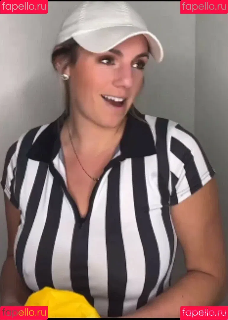 Annie Agar Onlyfans Photo Gallery 