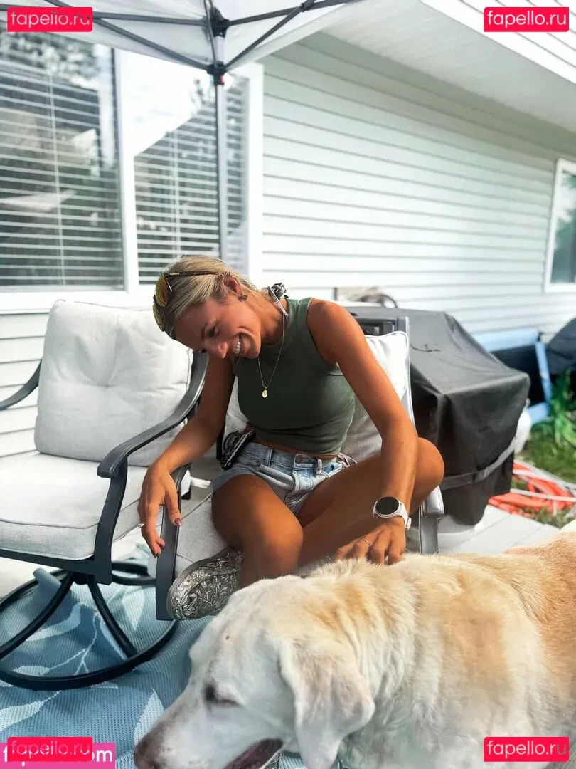 Annie Agar Onlyfans Photo Gallery 