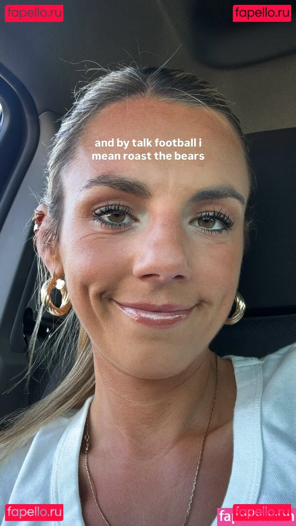 Annie Agar Onlyfans Photo Gallery 