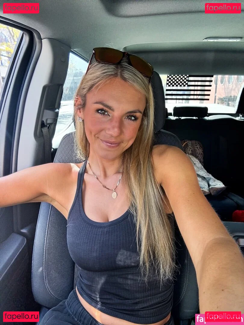 Annie Agar Onlyfans Photo Gallery 