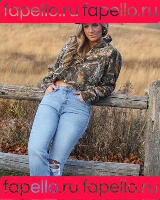 Annie Agar Onlyfans Photo Gallery 