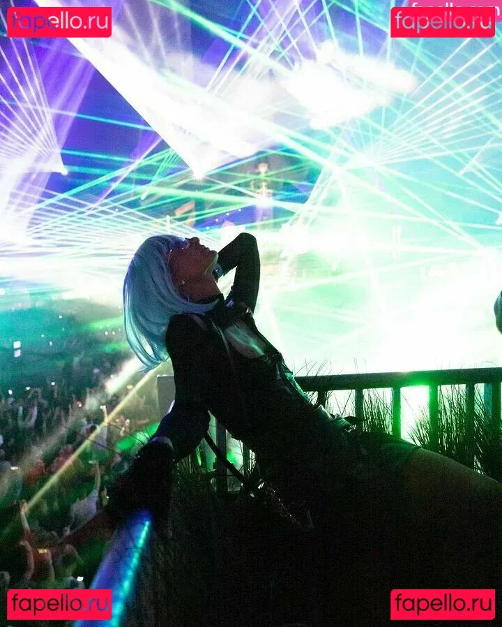 Paris Hilton Onlyfans Photo Gallery 