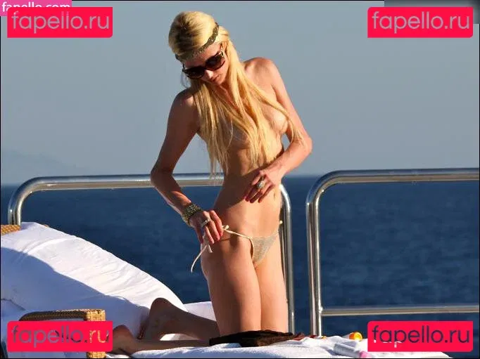 Paris Hilton Onlyfans Photo Gallery 