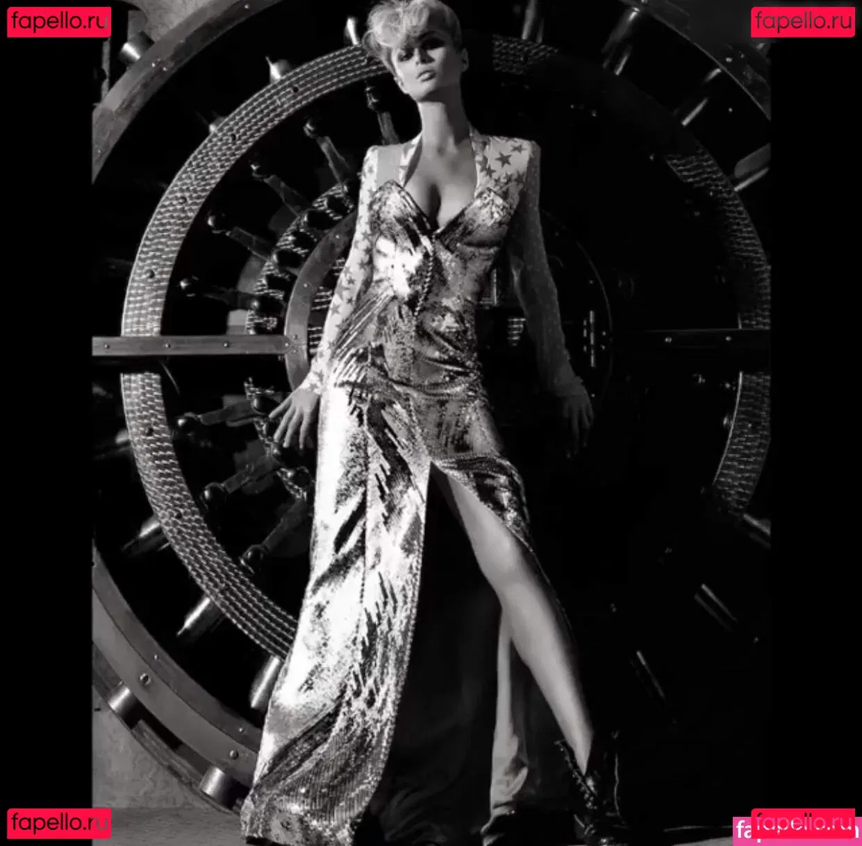 Paris Hilton Onlyfans Photo Gallery 