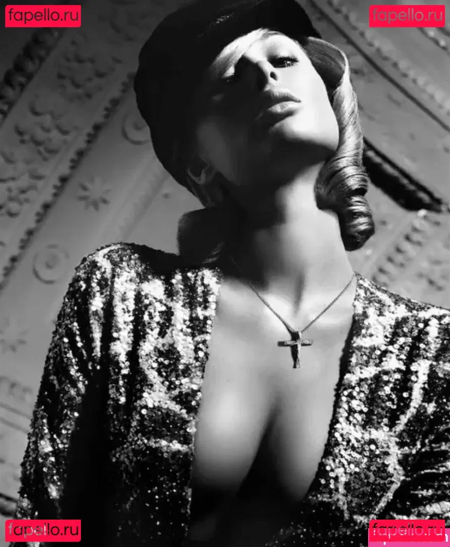 Paris Hilton Onlyfans Photo Gallery 