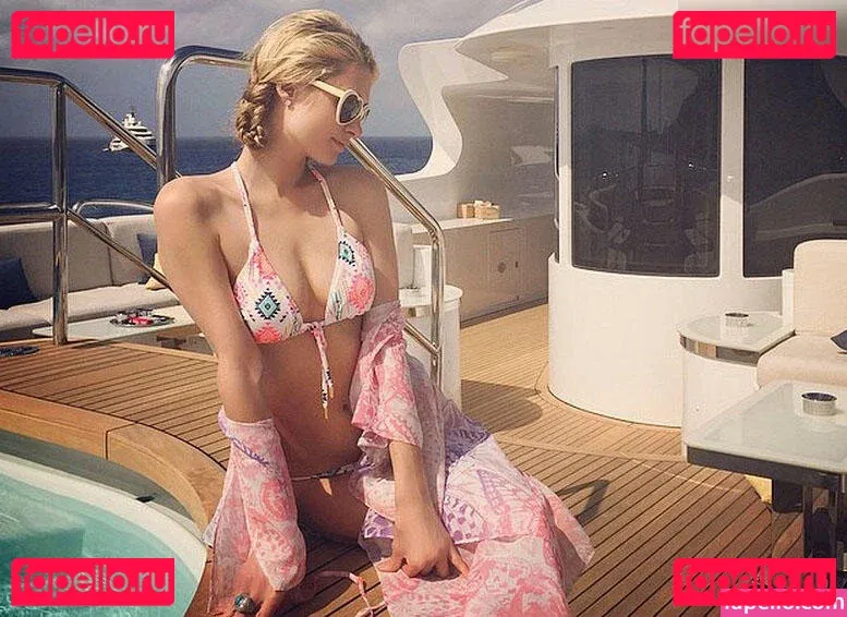 Paris Hilton Onlyfans Photo Gallery 