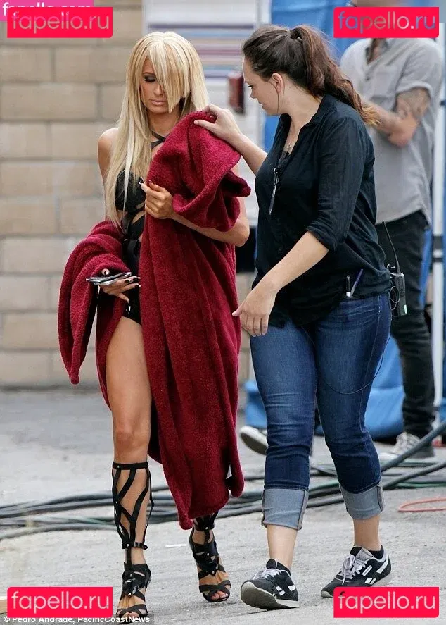 Paris Hilton Onlyfans Photo Gallery 