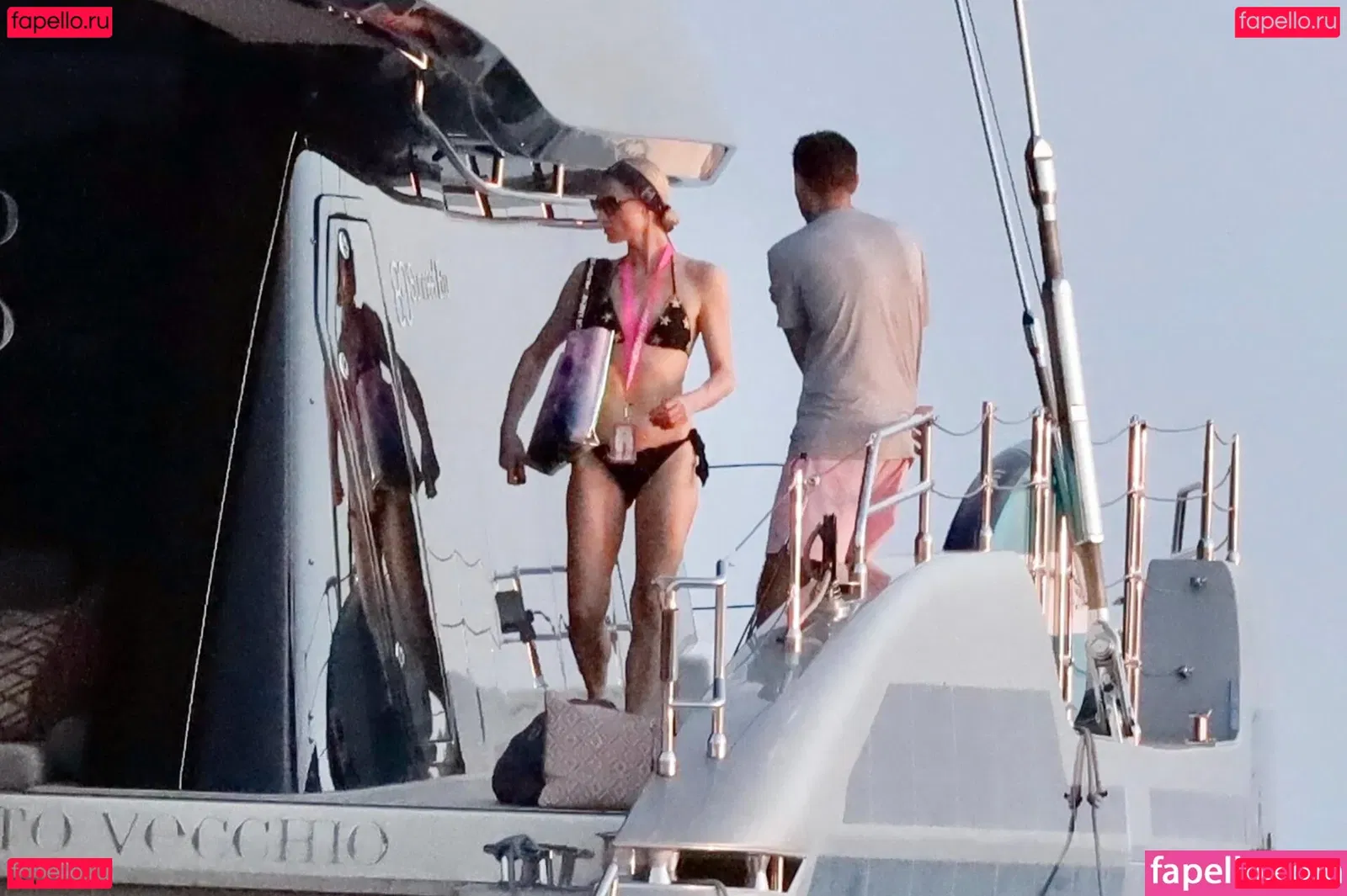 Paris Hilton Onlyfans Photo Gallery 