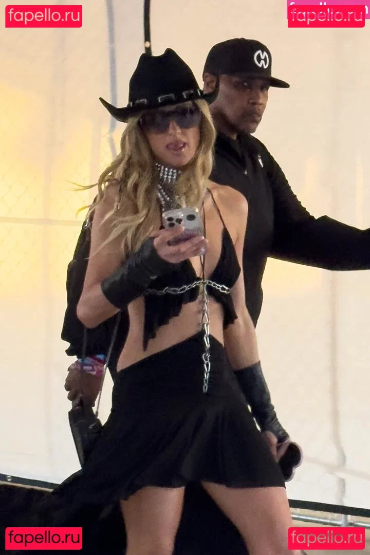 Paris Hilton Onlyfans Photo Gallery 