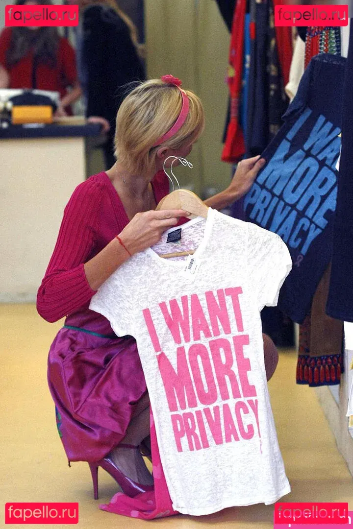 Paris Hilton Onlyfans Photo Gallery 