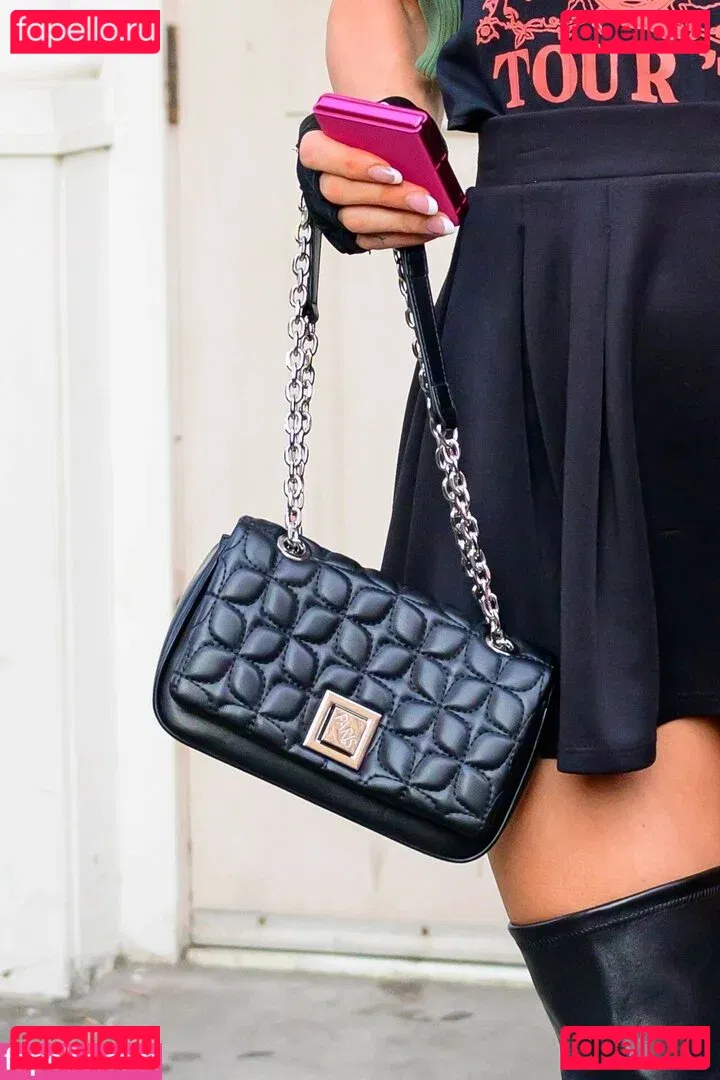 Paris Hilton Onlyfans Photo Gallery 