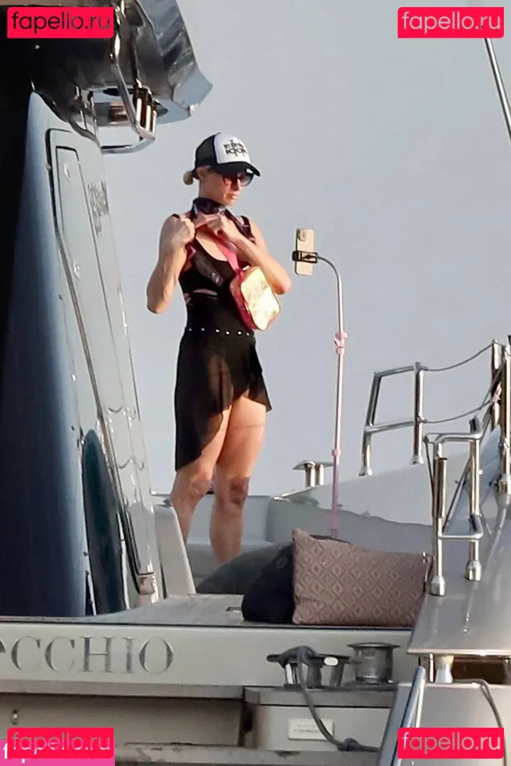 Paris Hilton Onlyfans Photo Gallery 