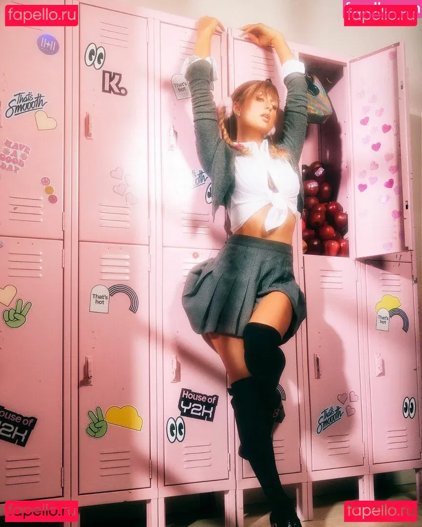 Paris Hilton Onlyfans Photo Gallery 