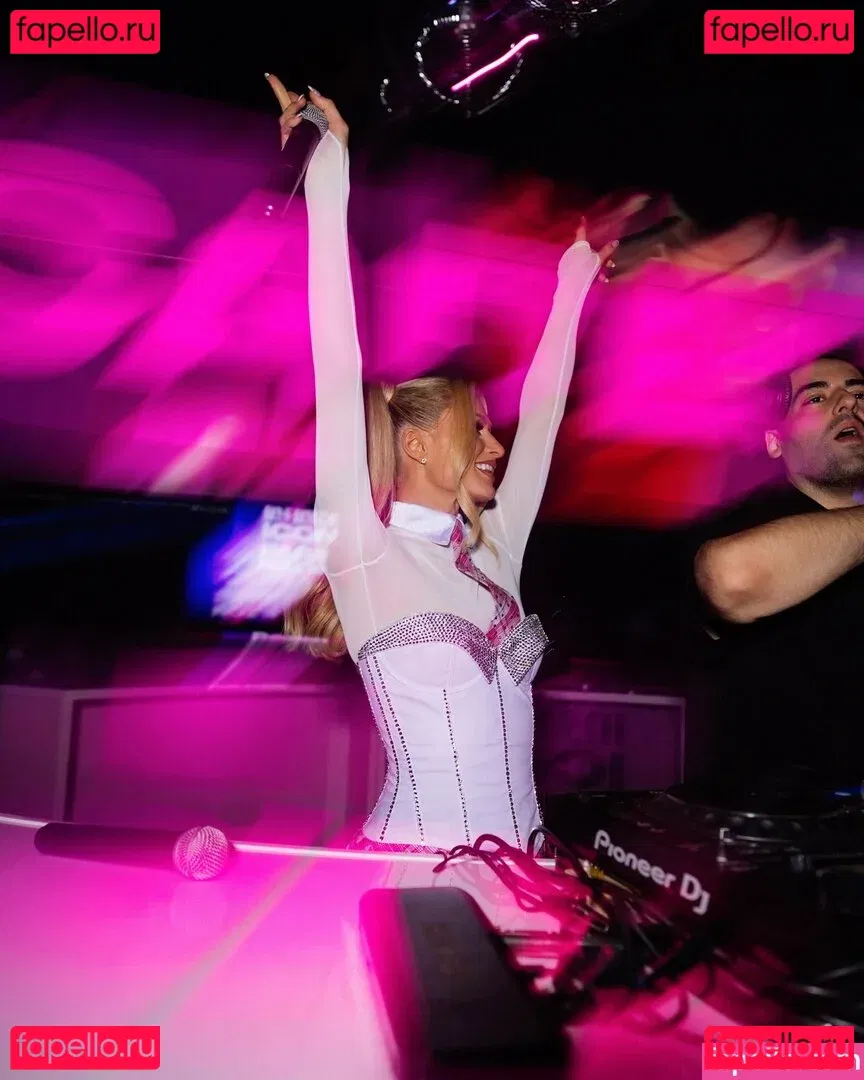 Paris Hilton Onlyfans Photo Gallery 