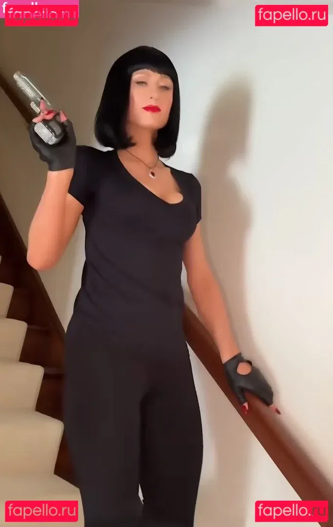 Paris Hilton Onlyfans Photo Gallery 